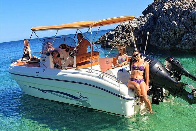 shipwreck-and-blue-caves-8m-private-boat-tour-up-to-11pax-2