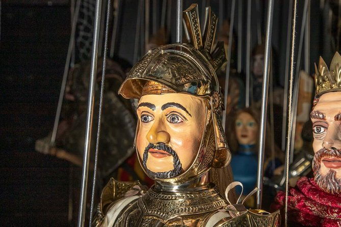 sicilian-puppets-in-syracuse-show-with-behind-the-scenes-visit-2