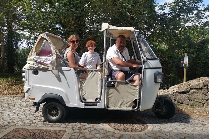 sintra-all-palaces-aguda-azenhas-do-mar-and-apple-beach