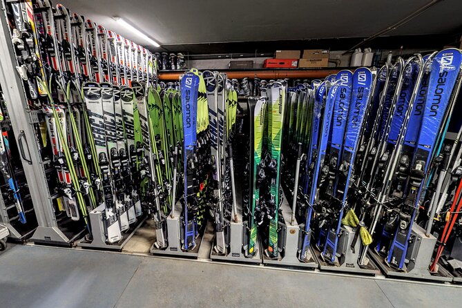 ski-and-snowboard-equipment-rental-in-bansko-2