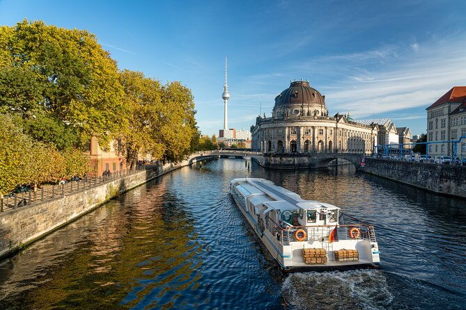 skip-the-line-boat-cruise-and-berlins-old-town-guided-tour