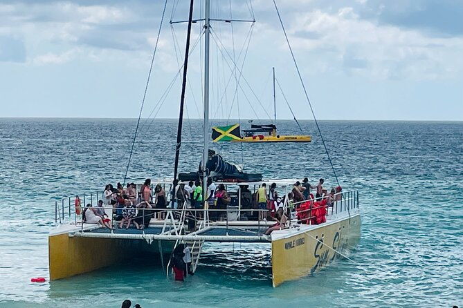 skip-the-line-catamaran-party-cruise-and-snorkeling