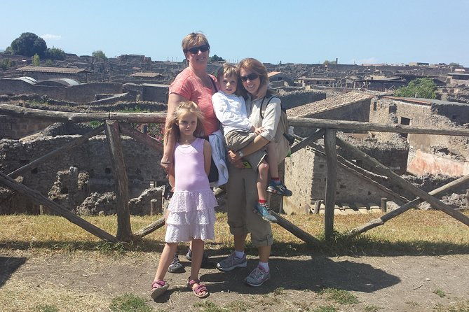 skip-the-line-pompeii-tour-for-kids-and-families-w-special-guide