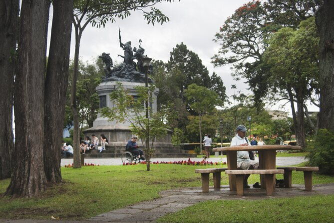small-group-cultural-walking-tour-in-san-jose-costa-rica