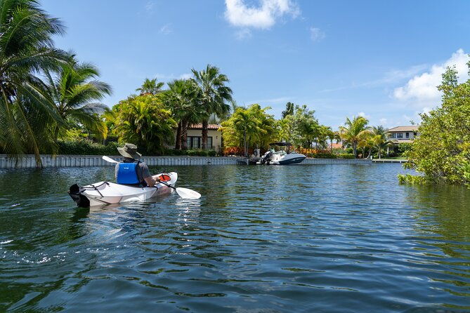 small-group-glass-bottom-kayak-adventure-cayman-islands