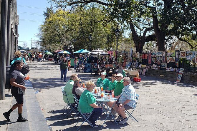 small-group-locals-guide-to-the-french-quarter-tour