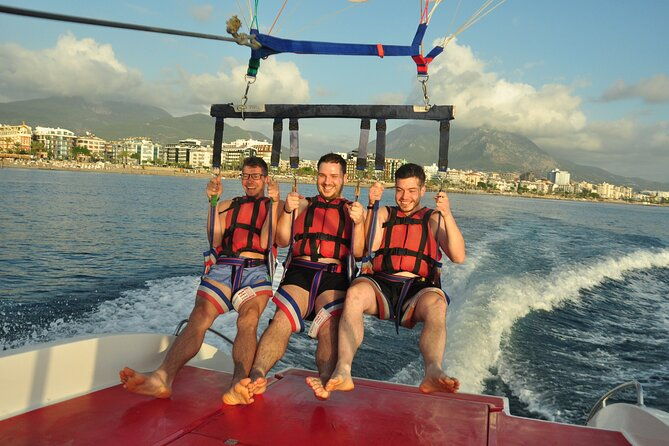 small-group-parasailing-adventure-in-alanya