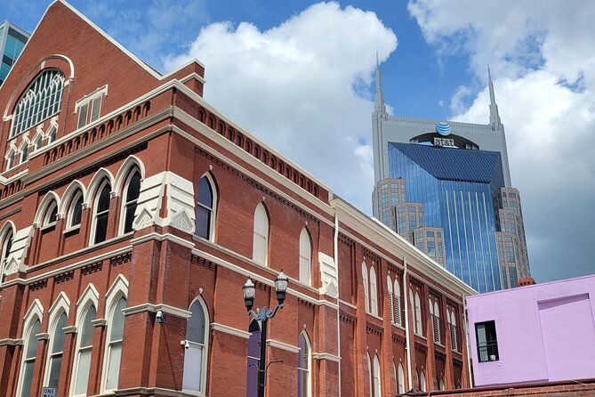 small-group-sightseeing-driving-tour-of-nashville