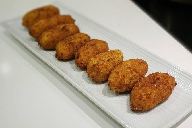 small-group-tapas-and-paella-cooking-class-in-madrid