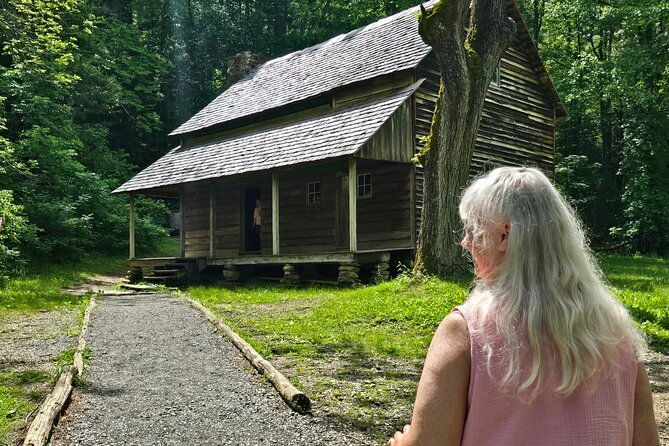 smoky-mtn-cades-cove-rr-logging-museum-foothills-pky-spring-tour-2