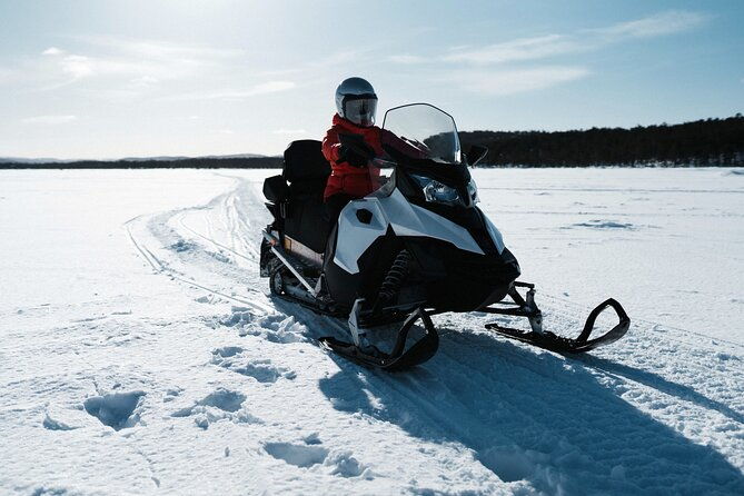 snow-day-on-snowmobiles-snowshoe-hike-and-culipatin