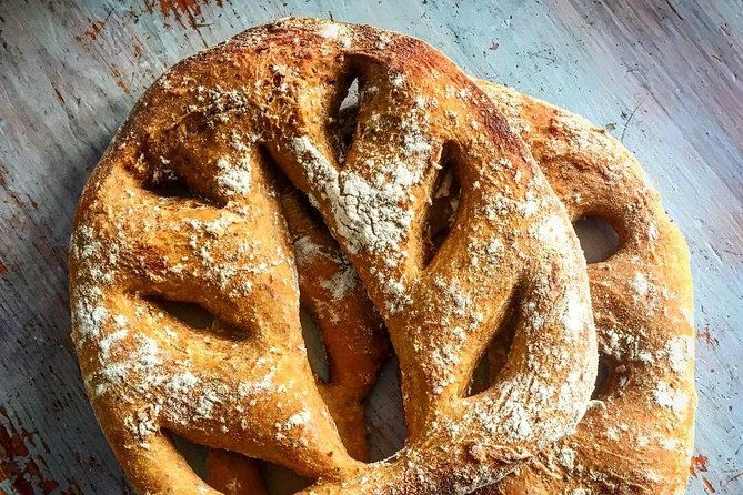 sourdough-bread-making-lunch-experience