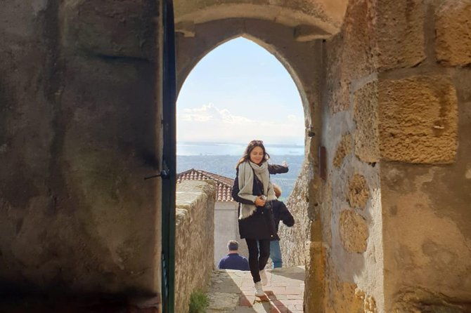 south-of-lisbons-wonders-arrabida-wine-tile-private-tour