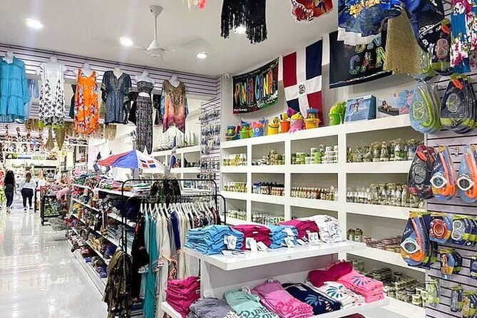 souvenir-shopping-tour-in-punta-cana-pickup-included