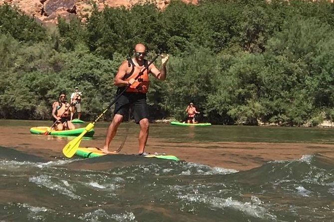 splish-and-splash-stand-up-paddleboarding-on-the-colorado-river