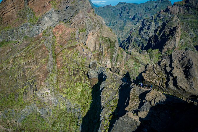 stairway-to-heaven-pico-do-areeiro-in-madeira-island