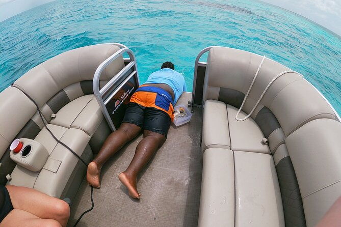 stingray-city-star-fish-point-and-snorkeling-private-boat-tour