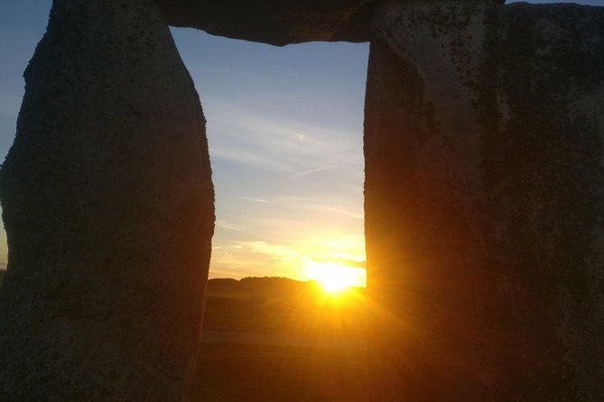 stonehenge-half-day-luxury-guided-tour-from-bath-for-2-8
