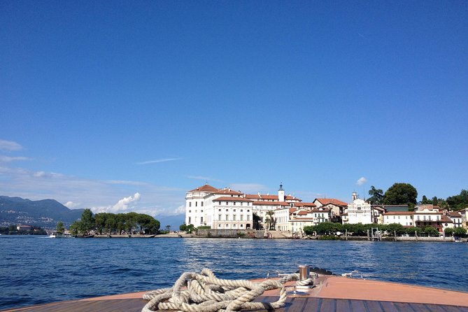 stresa-to-isola-bella-hop-on-hop-off-boat-ticket
