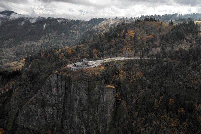 stunning-air-tour-of-the-columbia-river-gorge-by-envi-adventures