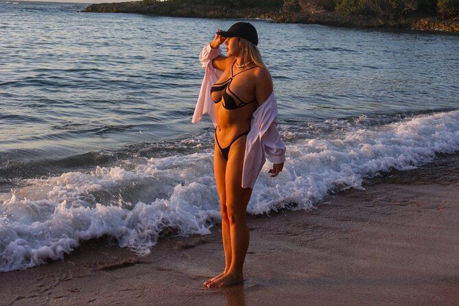 stunning-private-beach-photoshoot-in-puerto-ricos-hidden-gem