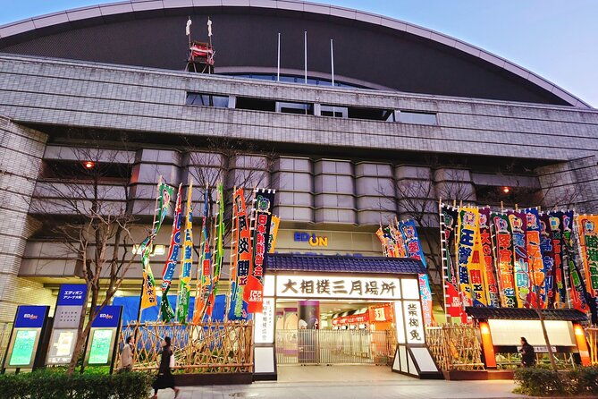 sumo-wrestling-tournament-a-class-seat-expert-guide-osaka-mar
