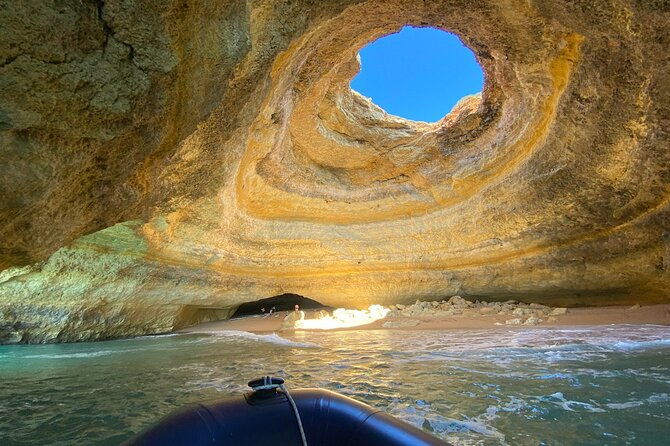 sunrise-benagil-full-caves-tour