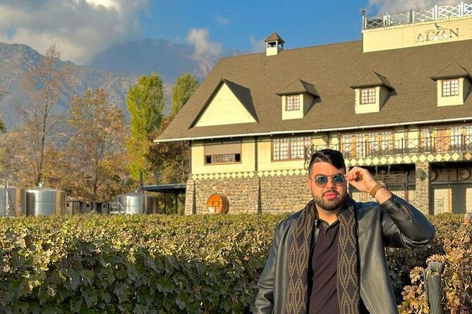 sunset-at-alyan-family-wines-winery-with-dinner