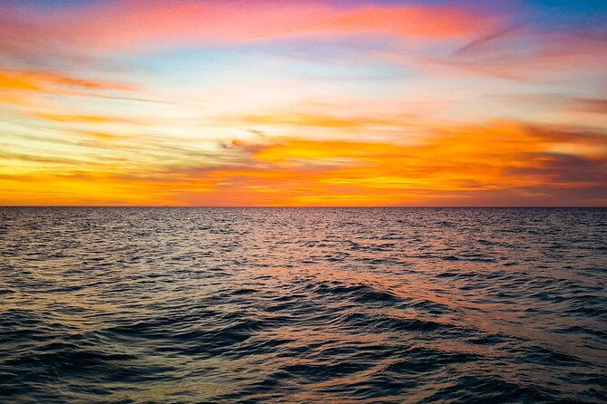 sunset-celebration-cruise-on-tropics-boat-tours