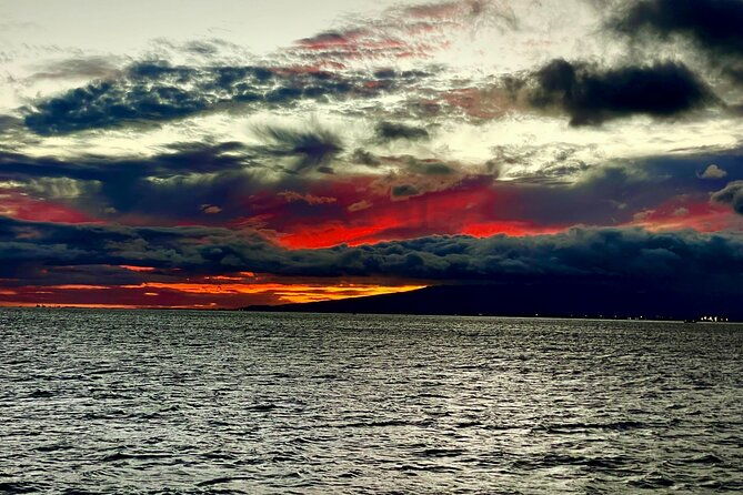 sunset-dinner-cruise-in-honolulu