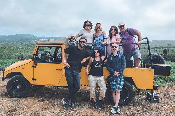 sunset-hike-tapas-wine-at-secret-beach