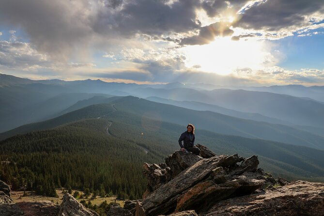 sunset-hiking-tour-in-the-rocky-mountains-near-denver-2
