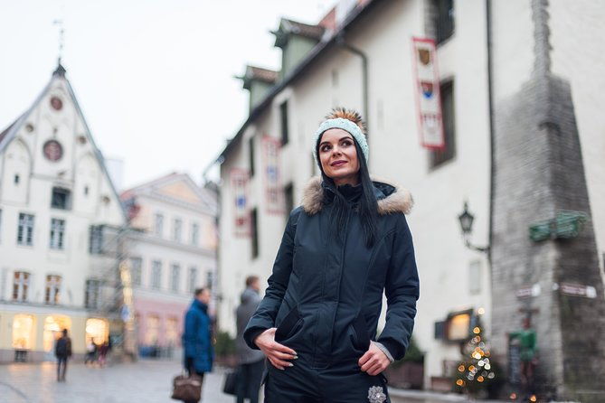 tallinn-1-hour-romantic-photo-tour-2