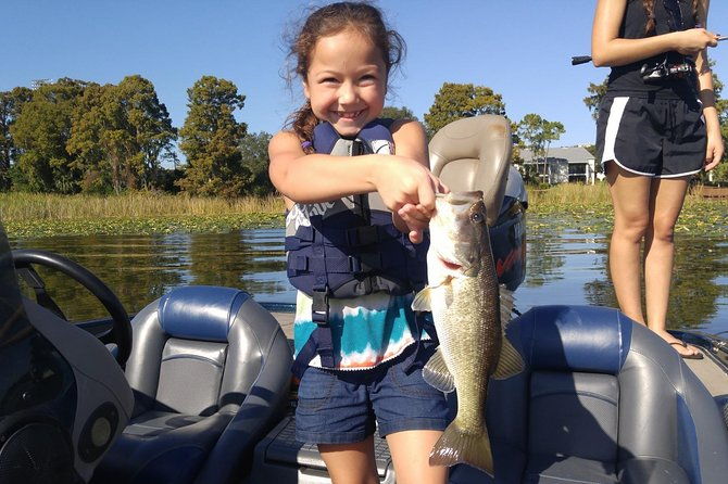 tampa-bass-fishing-guide-on-lake-tarpon
