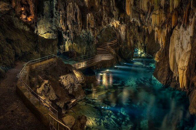 the-caves-of-wonders-altos-de-chavon