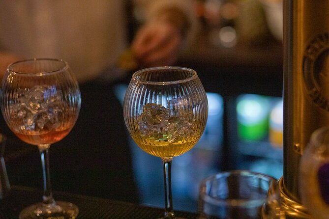 the-full-hoot-distillery-tour-guided-hooting-owl-experience