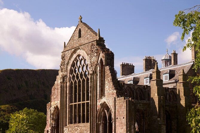 the-kings-gallery-palace-of-holyroodhouse