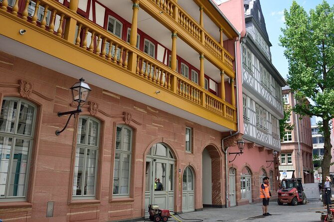 the-tales-of-frankfurts-new-old-town-a-self-guided-audio-tour