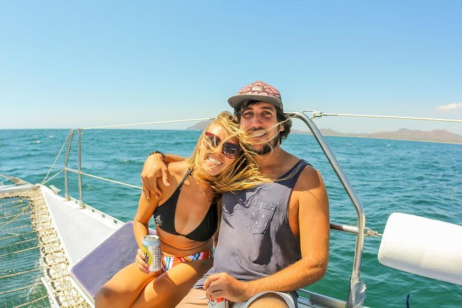 timarouba-sunset-sailing-catamaran-in-tamarindo