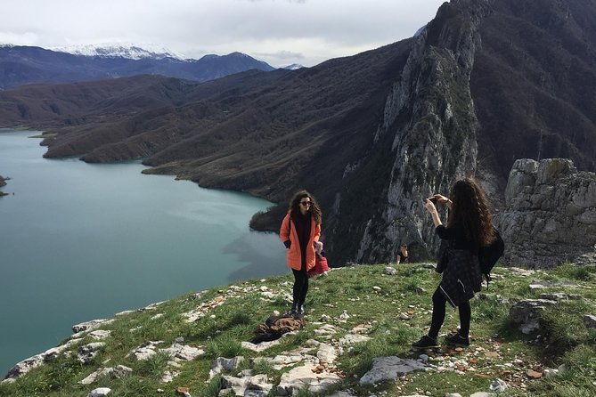 tirana-walking-tour-and-bovilla-lake-3-6-pax