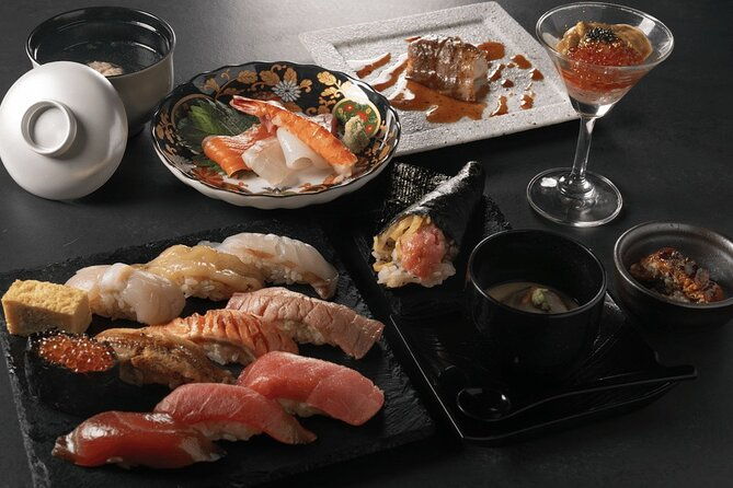 tokyo-roppongi-tuna-cutting-show-and-sushi-tasting-5pieces