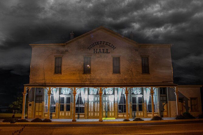 tombstone-terrors-ghosts-and-gunslingers-of-the-wild-west