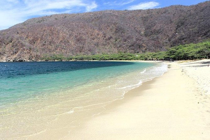 tour-crystal-beach-tayrona-park