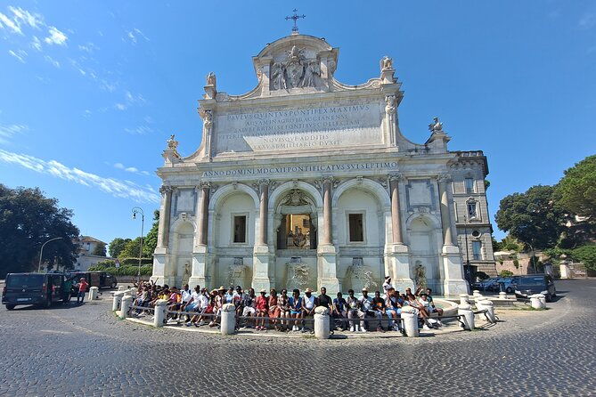 tour-in-rome-a-mix-of-history