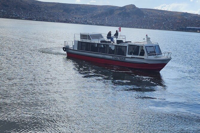 tour-to-uros-and-taquile-islands-in-a-fast-boat