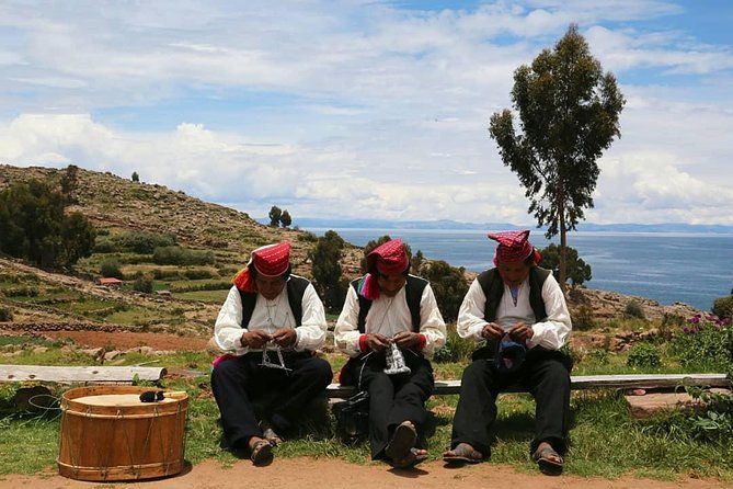 tour-uros-amantani-and-taquile-islands-in-2-days-with-homestay