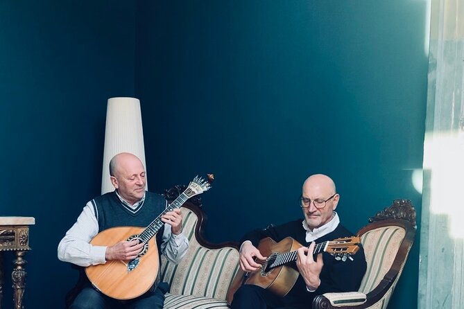 traditional-fado-show-at-sao-bento-station-and-port-wine