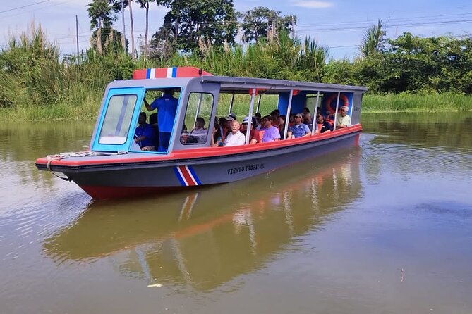 transfer-from-tortuguero-to-moin-by-boat