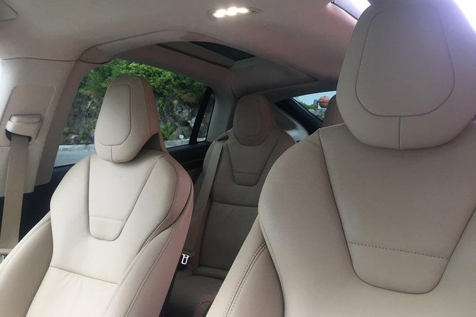 transfer-luxury-car-1-3-pax-bergen-airport-transfer