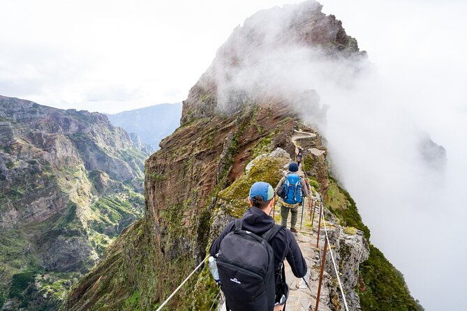 transfer-to-picos-da-madeira-pico-do-arieiro-and-pico-ruivo